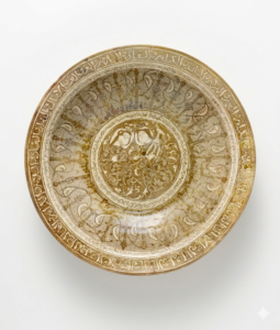 Kashan style 12th–13th century.Metropolitan museum 